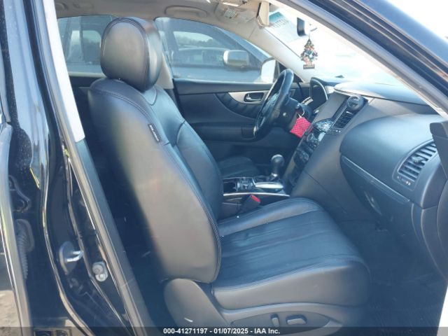 JN8CS1MW9GM752735 Infiniti QX70
