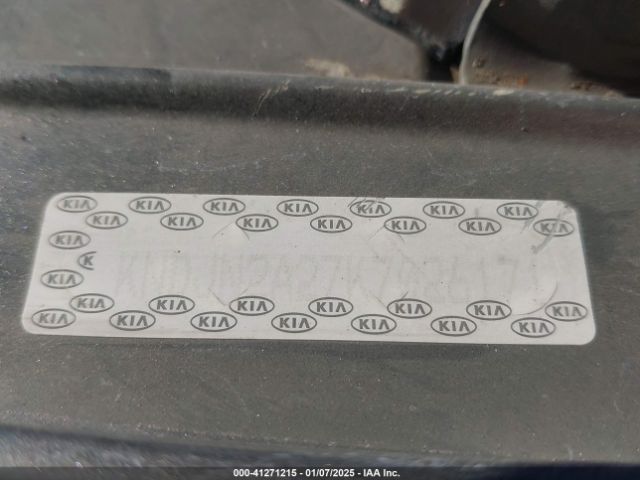 KNDJN2A27K7026171 KIA Soul !
