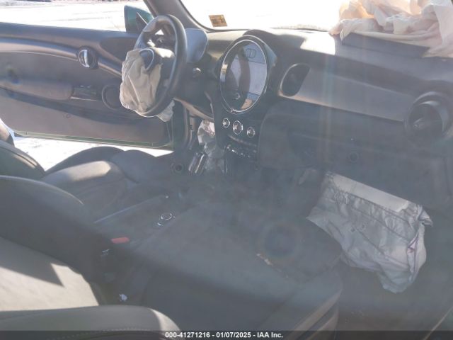 2024 MINI CONVERTIBLE WMW43DL0XR3R36812 Photo 4