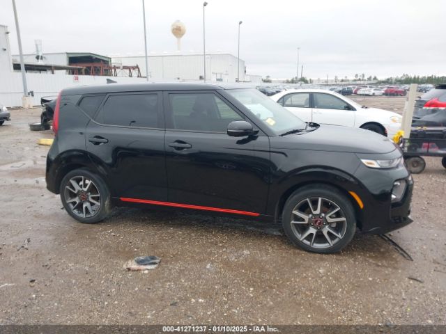 KNDJ63AU4M7138014 KIA Soul Gt-line