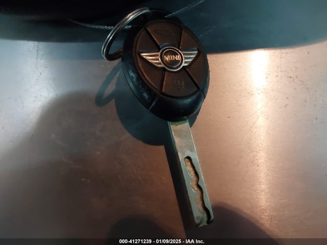 2006 MINI COOPER WMWRF33516TF63774 Photo 10
