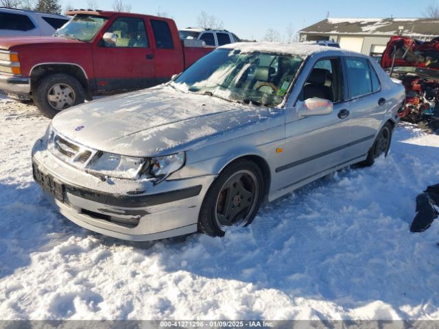 2000 SAAB 9-5 YS3EH45G9Y3059045 Photo 1