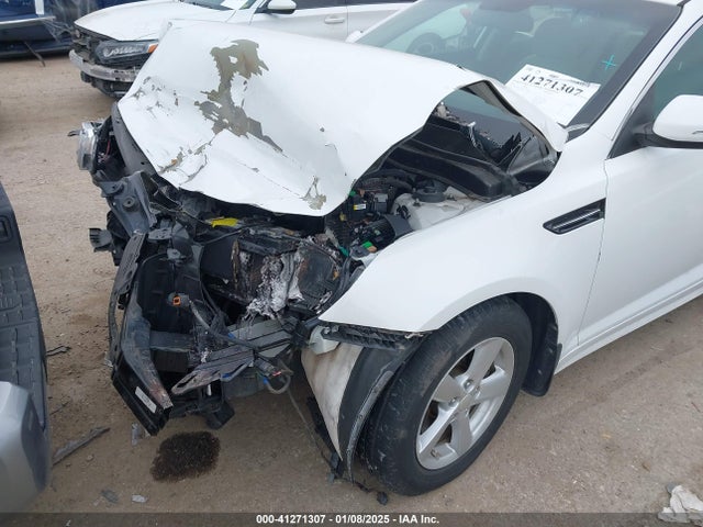5XXGM4A79FG374586 KIA Optima Lx