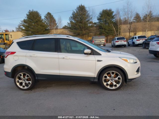 1FMCU9JX9EUA18834 Ford Escape Titanium