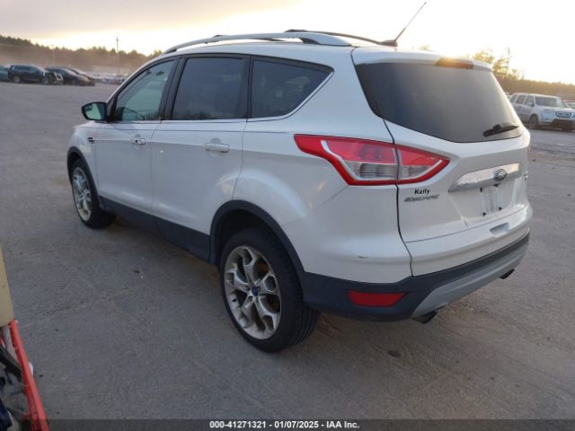 1FMCU9JX9EUA18834 Ford Escape Titanium