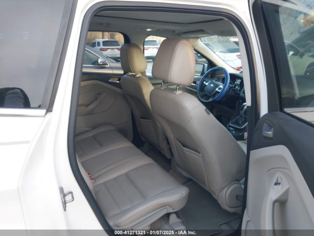 1FMCU9JX9EUA18834 Ford Escape Titanium