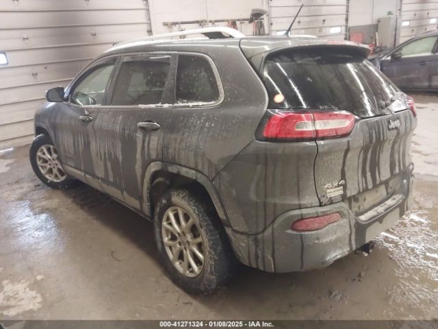 1C4PJMCB5GW205496 Jeep Cherokee Latitude