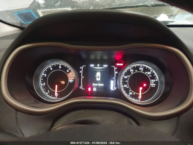 1C4PJMCB5GW205496 Jeep Cherokee Latitude
