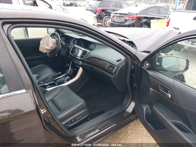 1HGCR2F81HA037528 Honda k24w1