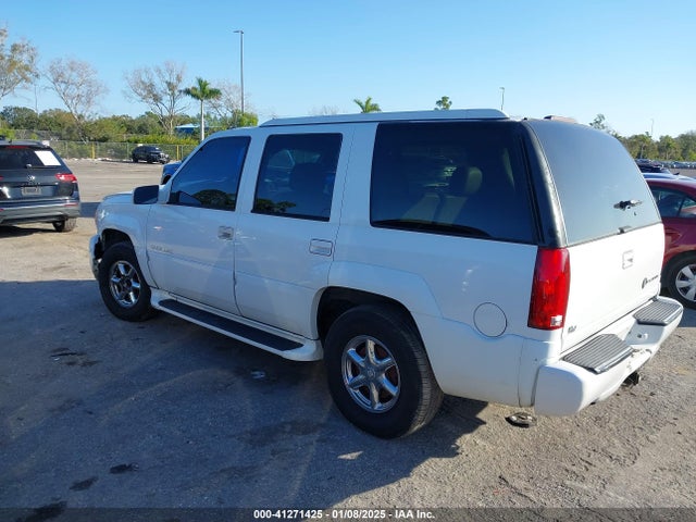 2000 CADILLAC ESCALADE 1GYEK13R9YR108862 Photo 2