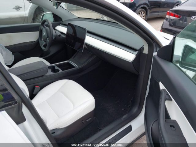 7SAYGDEF0NF468566 Tesla Model Y Performance Dual Motor All-wheel Drive