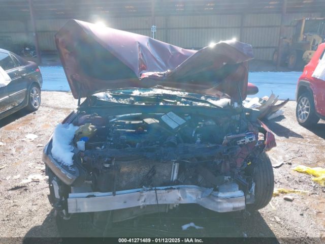 5XXG14J21NG103825 KIA K5 LXS