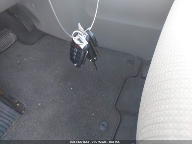 KNDMA5C1XG6185410 KIA Sedona L