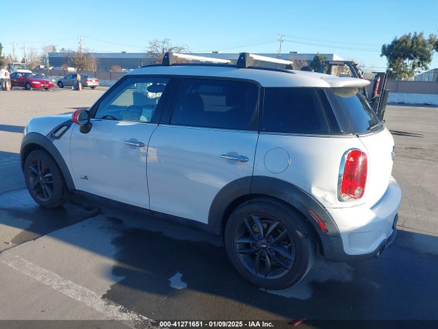 2012 MINI COOPER S COUNTRYMAN WMWZC5C52CWL60369 Photo 2