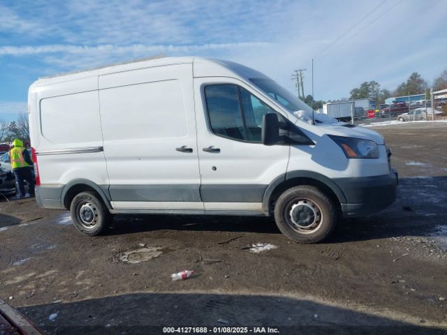 1FTYR1CM1KKA78596 Ford Transit-250