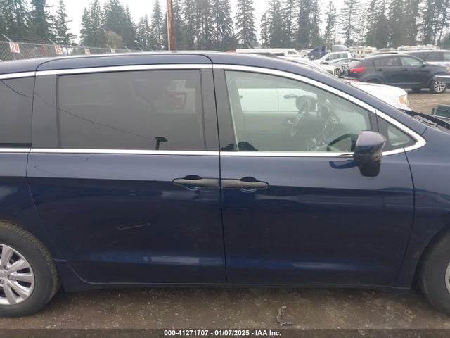 2C4RC1AG2LR209539 Chrysler Voyager L