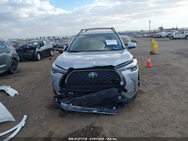 7MUEAAAG6PV067297 Toyota Corolla Cross Xle