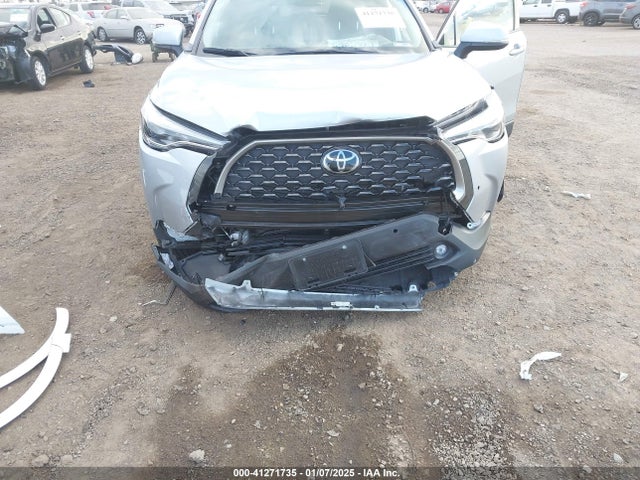 7MUEAAAG6PV067297 Toyota Corolla Cross Xle
