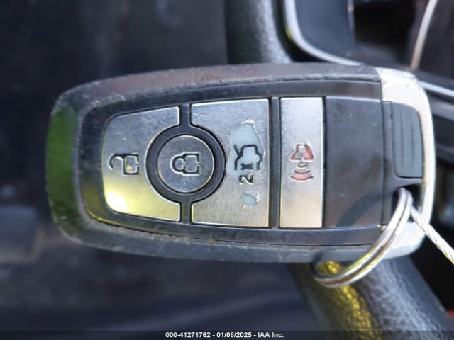 3FA6P0LU1HR324113 Ford Fusion Hybrid Se