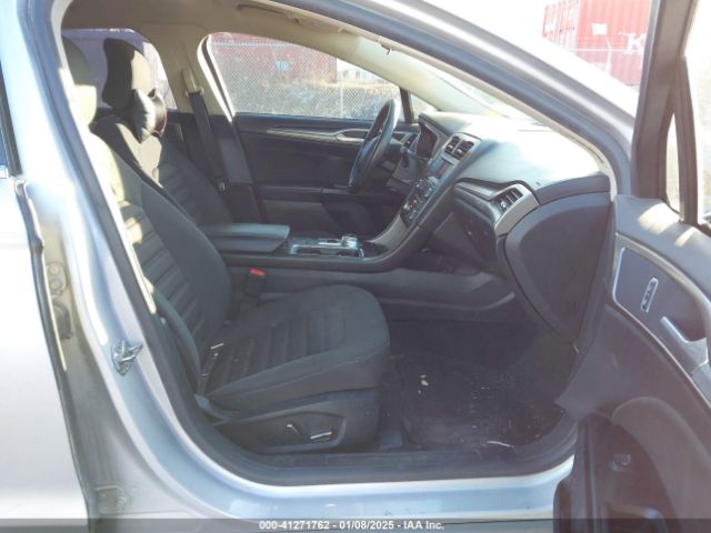 3FA6P0LU1HR324113 Ford Fusion Hybrid Se