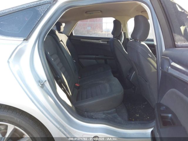 3FA6P0LU1HR324113 Ford Fusion Hybrid Se