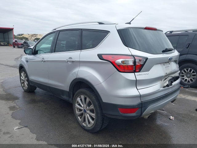 Ford Escape Titanium 2017 1FMCU0J94HUF06722 Image 3