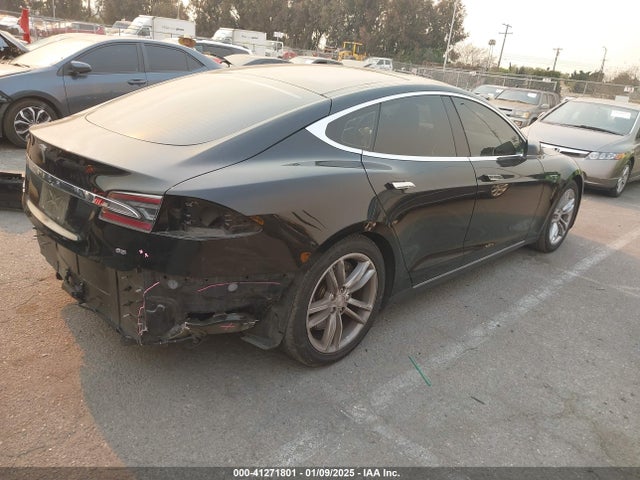2013 TESLA MODEL S 5YJSA1CN3DFP06986 Photo 3