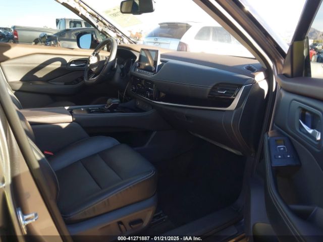 5N1BT3CA9NC699376 Nissan Rogue Sl Fwd