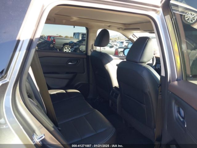 5N1BT3CA9NC699376 Nissan Rogue Sl Fwd