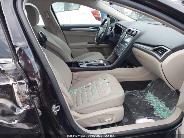 Ford FUSION SE 2019 3FA6P0T98KR264205 Image 5