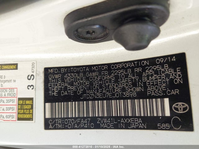 Toyota Prius V Two 2014 JTDZN3EU7EJ013898 Image 9