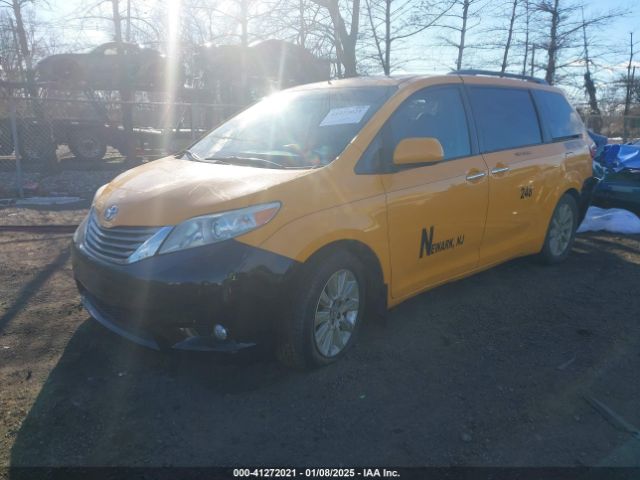 5TDYZ3DC6HS792503 Toyota Sienna Xle/limited