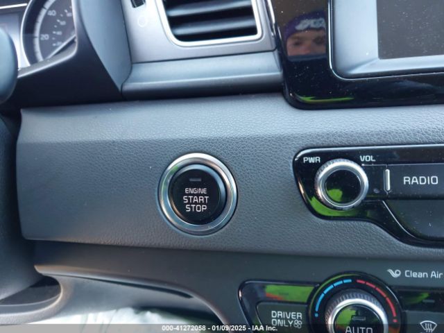 2018 KIA NIRO KNDCB3LC1J5176400 Photo 10