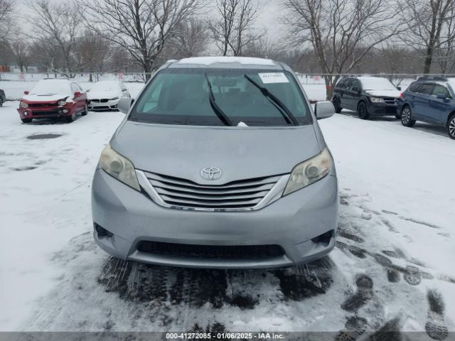 5TDKK3DC9GS754403 Toyota Sienna Le 7 Passenger