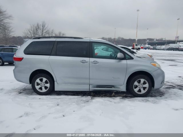5TDKK3DC9GS754403 Toyota Sienna Le 7 Passenger