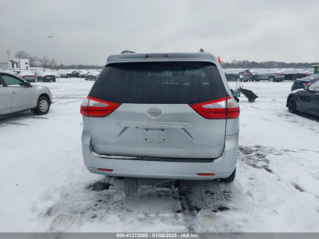 5TDKK3DC9GS754403 Toyota Sienna Le 7 Passenger
