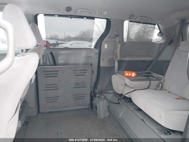 5TDKK3DC9GS754403 Toyota Sienna Le 7 Passenger