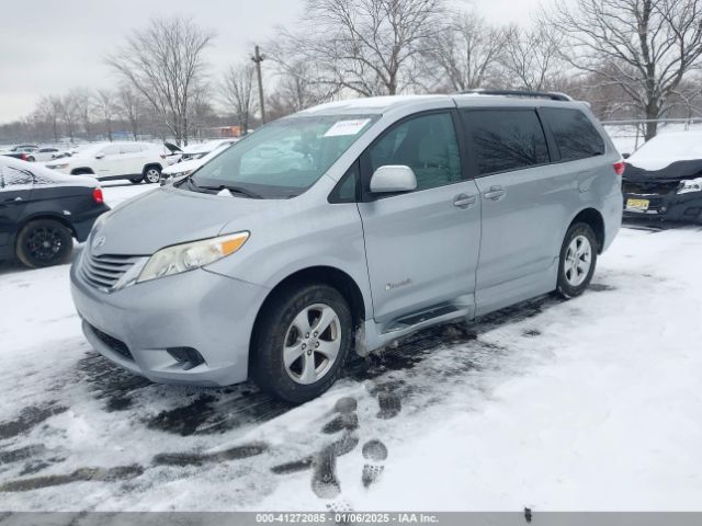 5TDKK3DC9GS754403 Toyota Sienna Le 7 Passenger