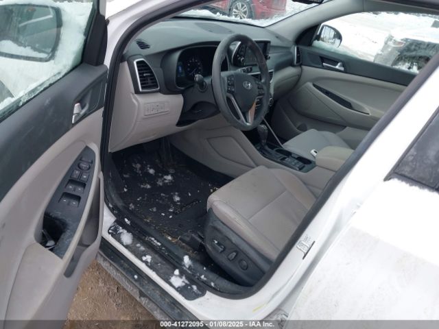 KM8J3CA47LU105786 Hyundai Tucson Value