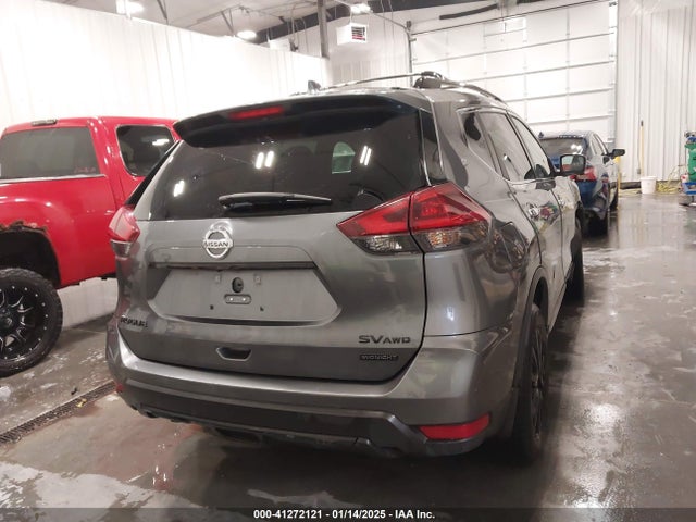 Nissan ROGUE SV 2018 5N1AT2MVXJC735626 Image 16