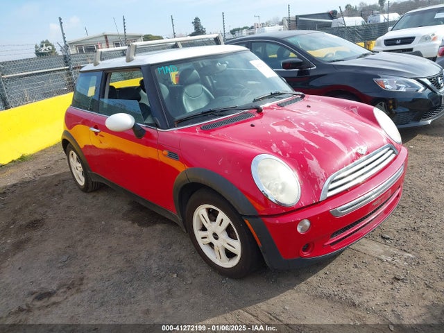 2006 MINI COOPER WMWRC33586TK71223 Photo 0