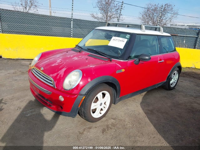 2006 MINI COOPER WMWRC33586TK71223 Photo 1