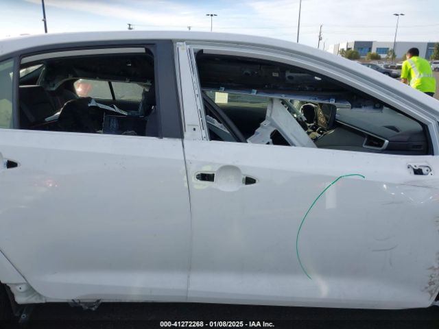 JTDBCMFE0P3018274 Toyota Corolla Hybrid Se