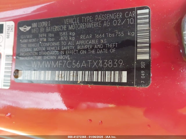 2010 MINI COOPER S WMWMF7C56ATX43839 Photo 8