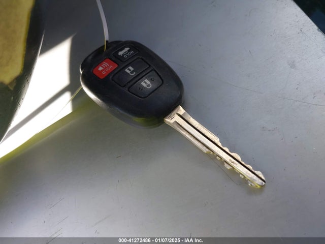 Toyota COROLLA LE 2018 5YFBURHE8JP778846 Image 11