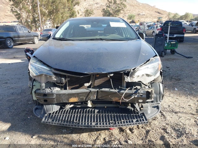 Toyota COROLLA LE 2018 5YFBURHE8JP778846 Image 13