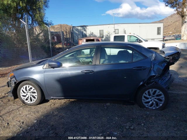Toyota COROLLA LE 2018 5YFBURHE8JP778846 Image 15