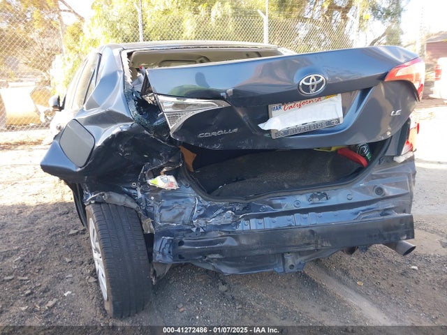 Toyota COROLLA LE 2018 5YFBURHE8JP778846 Image 18