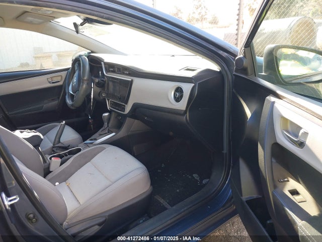 Toyota COROLLA LE 2018 5YFBURHE8JP778846 Image 5