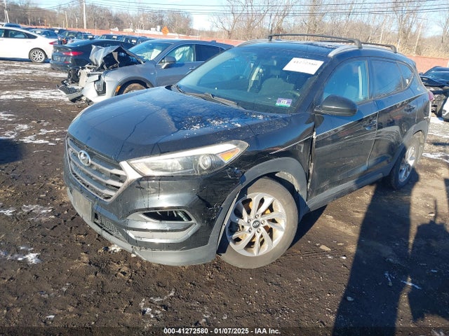 Hyundai TUCSON SE 2016 KM8J3CA42GU076476 Image 2